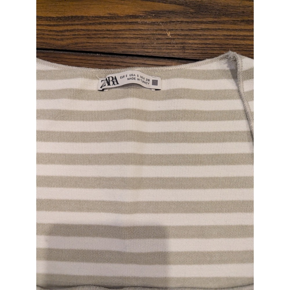 Zara Women's Cap Sleeve Crop Top Grey / White‎ Stripe Size Small Stretchy - Picture 4 of 9